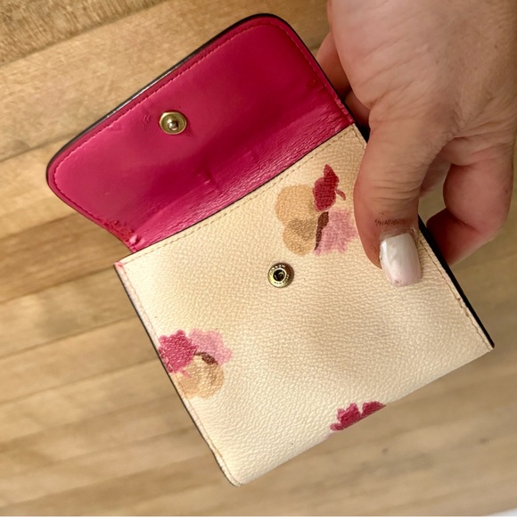 Coach Small Trifold Leather Wallet With Pop Floral Print in Color Chaulk - Picture 10 of 11